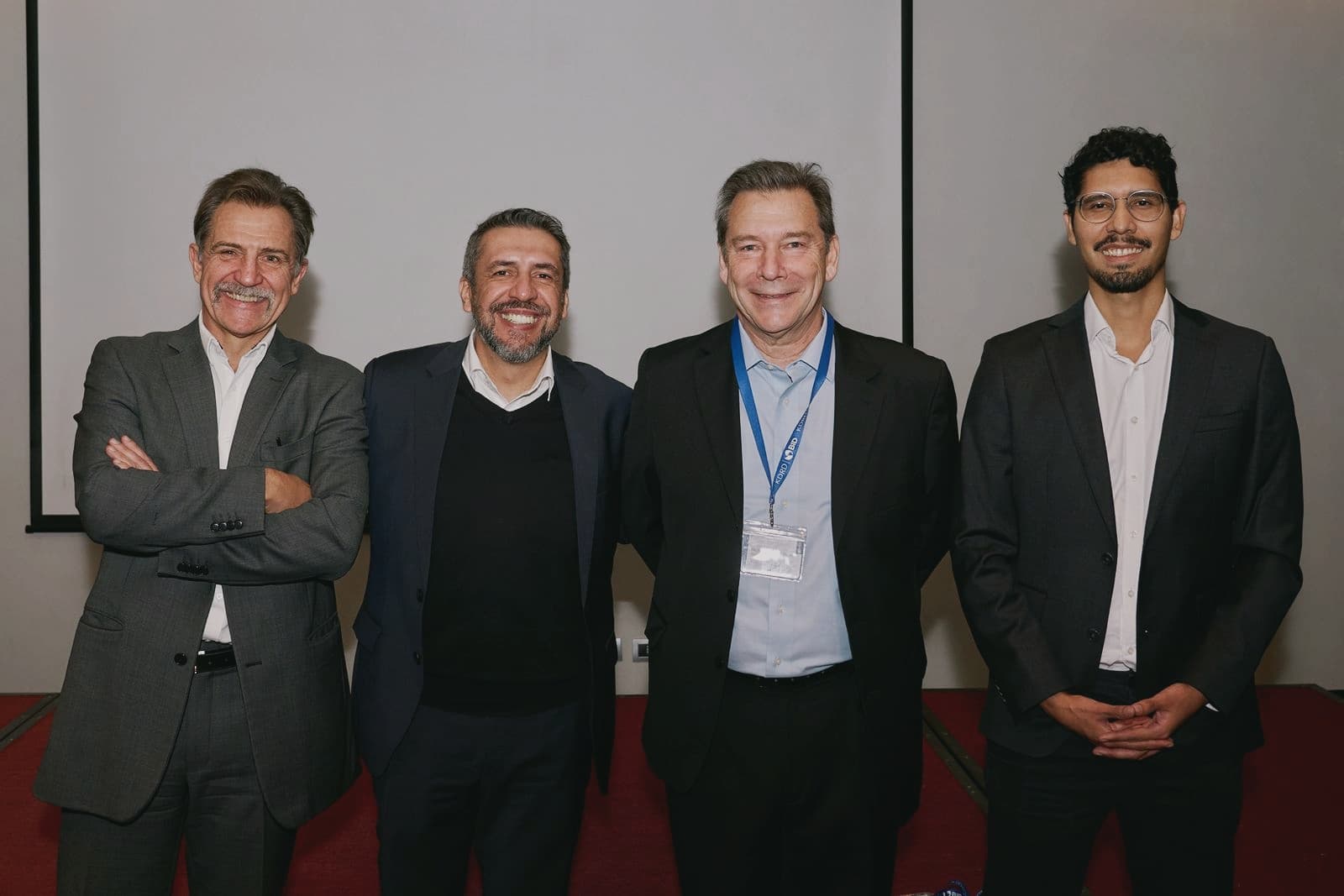 Representantes de las cuatro empresas del Consorcio KDRD — Karungen, RedwoodPier, DMJ Consulting y DataPulse